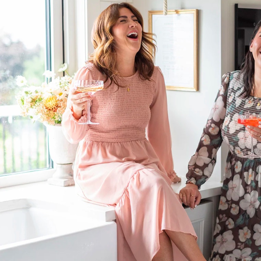 The Jilly Box Mad About Style Mistry Rose Dress Size Medium